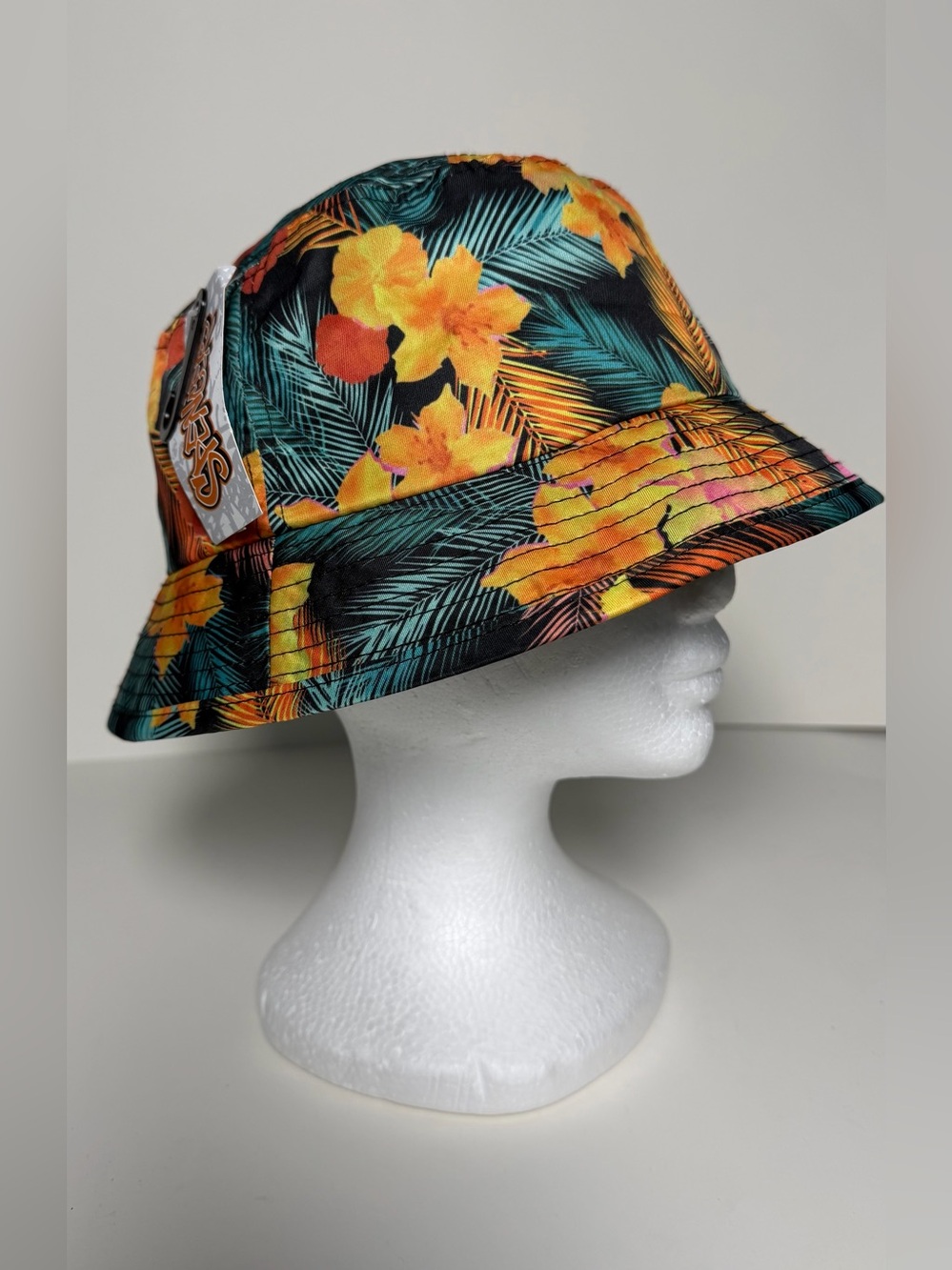 NWT Spencer’s Bozkee Reversible Tropical Hawaiian Print Black Bucket Hat NEW Y2K